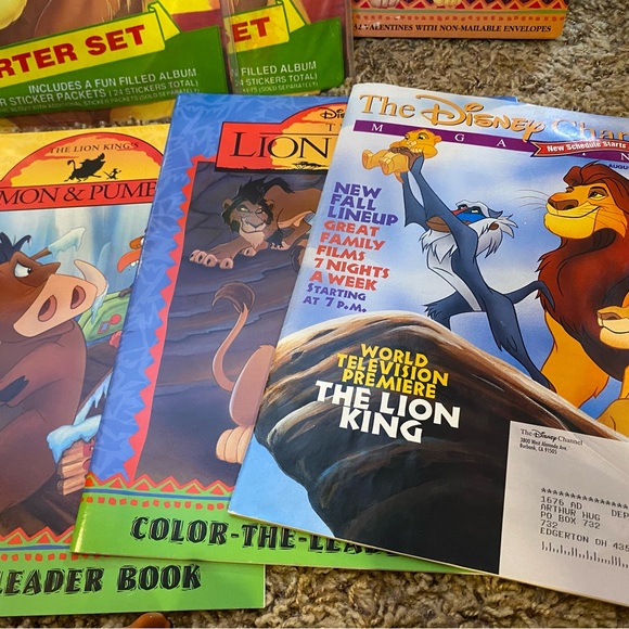 Large lot of vintage Lion King party decorations and miscellaneous items - Picture 3 of 9